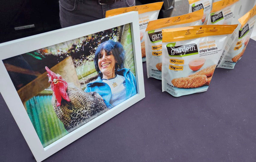 Humane Long Island vegan chick'n giveaway in Williamsburg, Brooklyn in Karen's honor outside of Satmar Meats